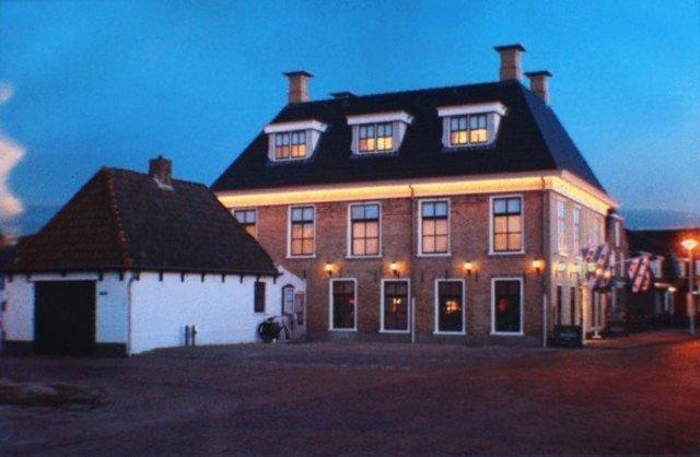 Hotel De Harmonie Sexbierum Exteriör bild