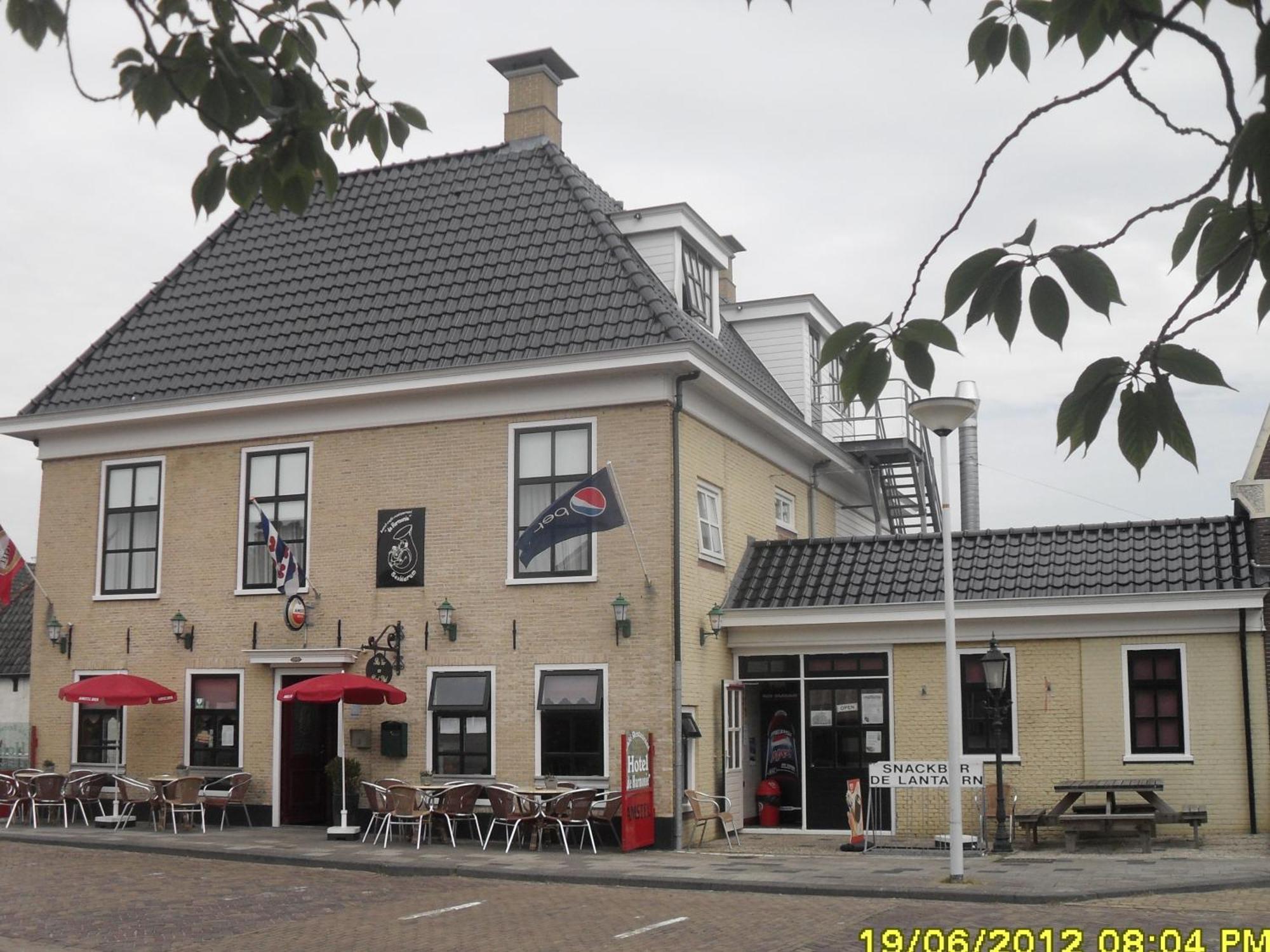 Hotel De Harmonie Sexbierum Exteriör bild