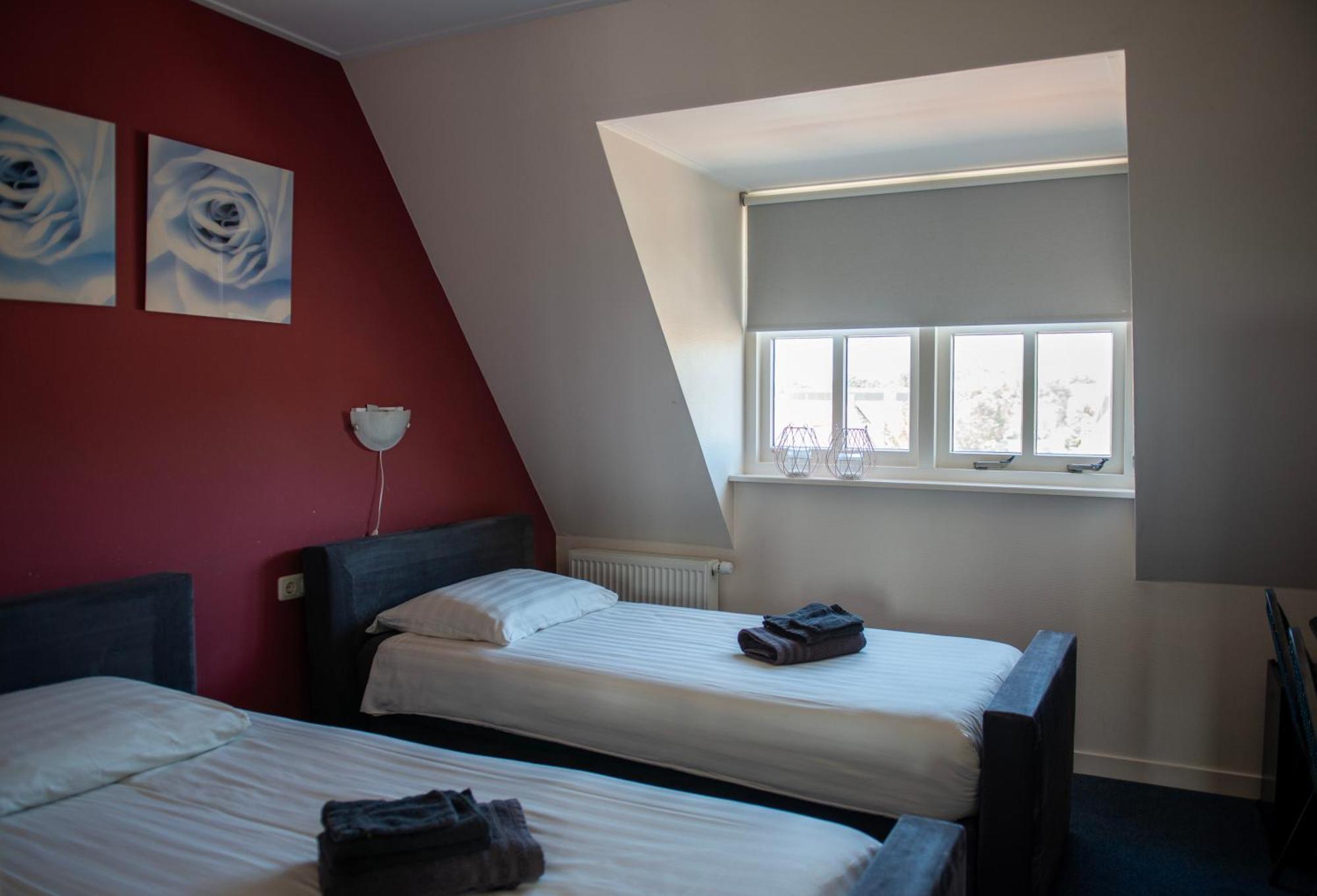 Hotel De Harmonie Sexbierum Exteriör bild