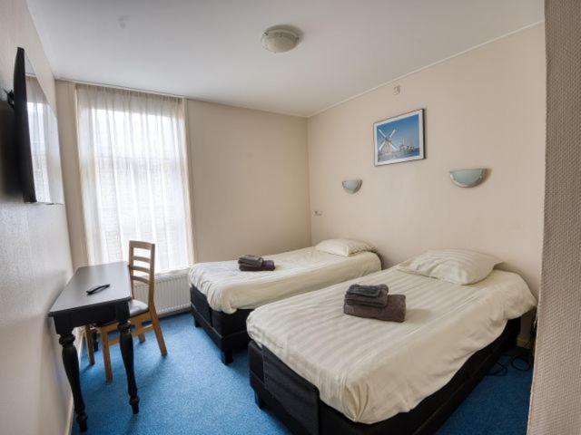 Hotel De Harmonie Sexbierum Exteriör bild