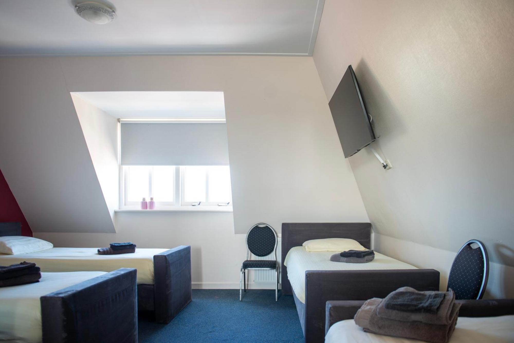 Hotel De Harmonie Sexbierum Exteriör bild